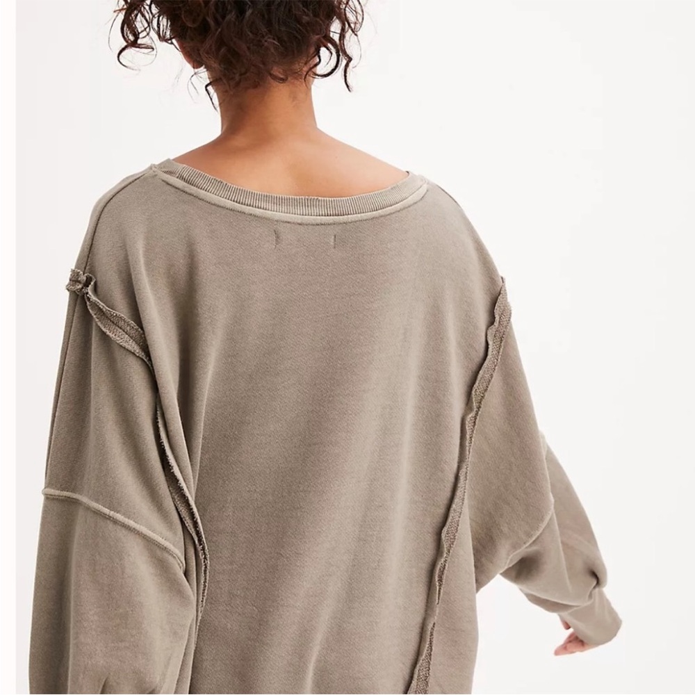 NWOT Free People Camden Pullover In Dolphin Size Large - Picture 3 of 5